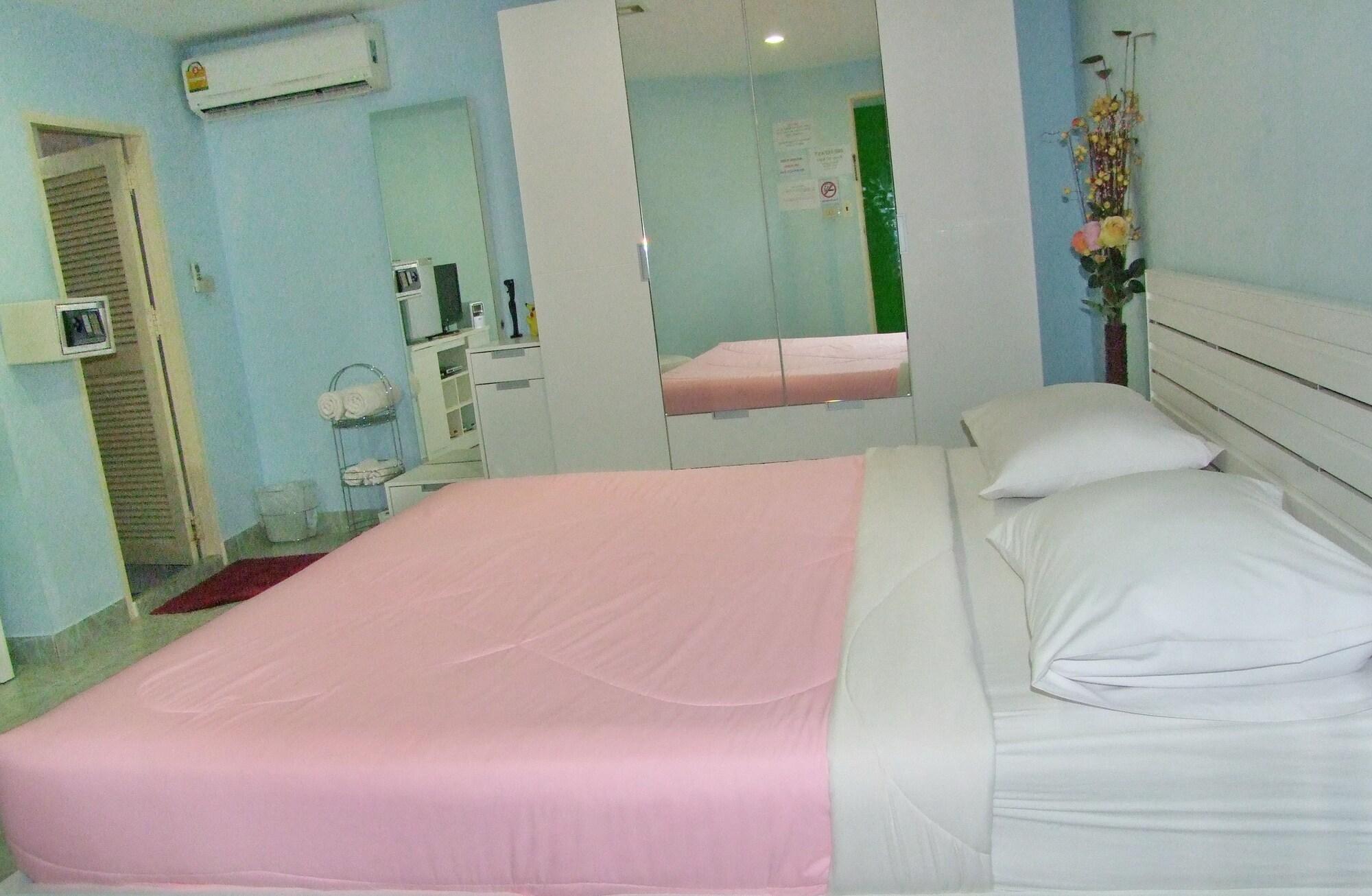 Aree'S House Hotel Hua Hin Exterior photo
